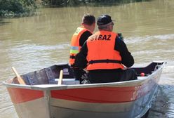Tragedia na Wiśle, nie żyje 54-latek. Wszedł do rzeki odepchnąć łódkę, zniknął pod wodą