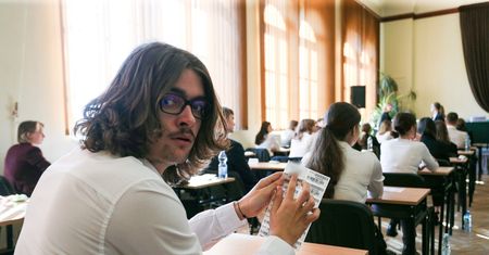Matura 2025. Matematyka - jak wygląda egzamin? Przecieki i zadania z ubiegłego roku
