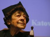 Prof. Irena Bajerowa doktorem honoris causa Uniwersytetu Śląskiego