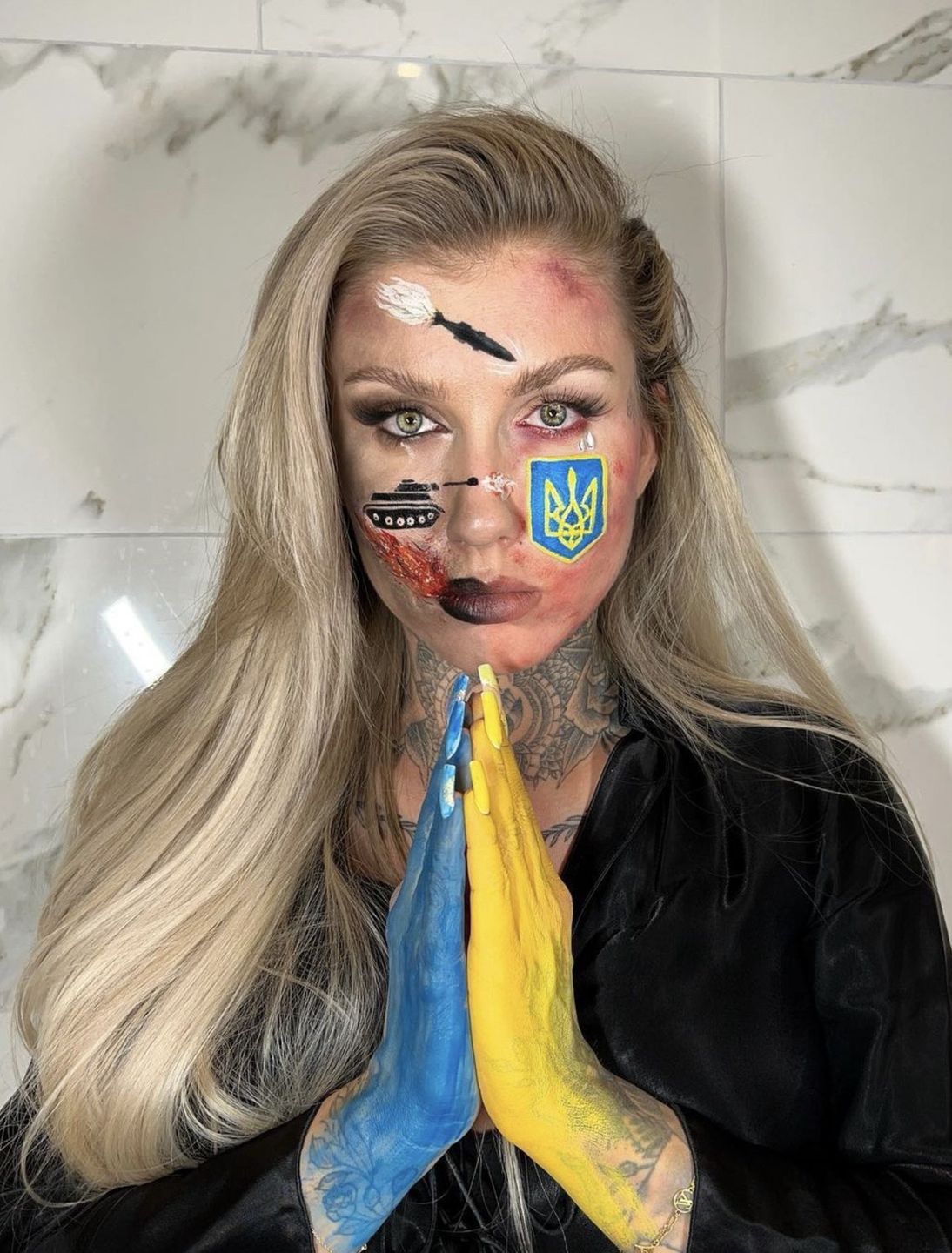Deynn wspiera Ukrainę... malunkiem na twarzy