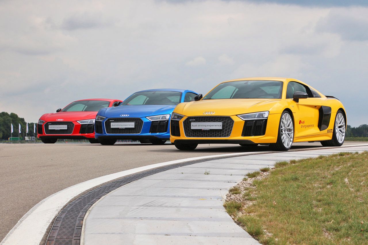 Audi R8 V10 plus