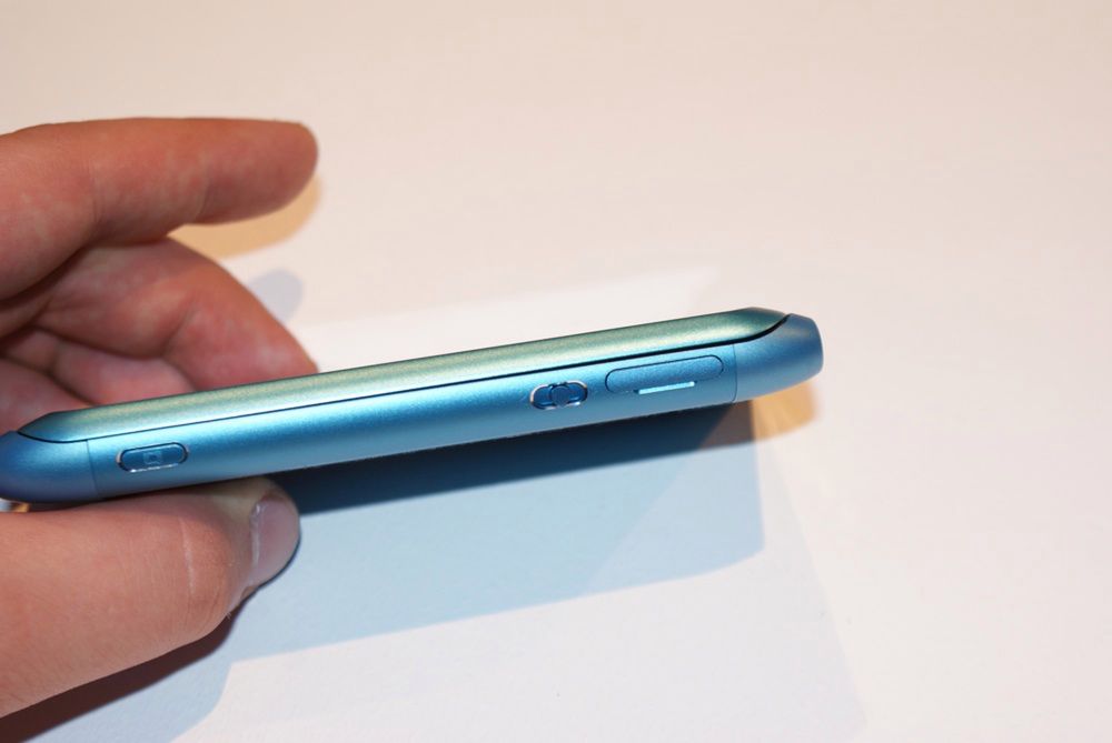 Nokia E7 – klasa, biznes i Symbian^3 [pierwsze wrażenia] 2