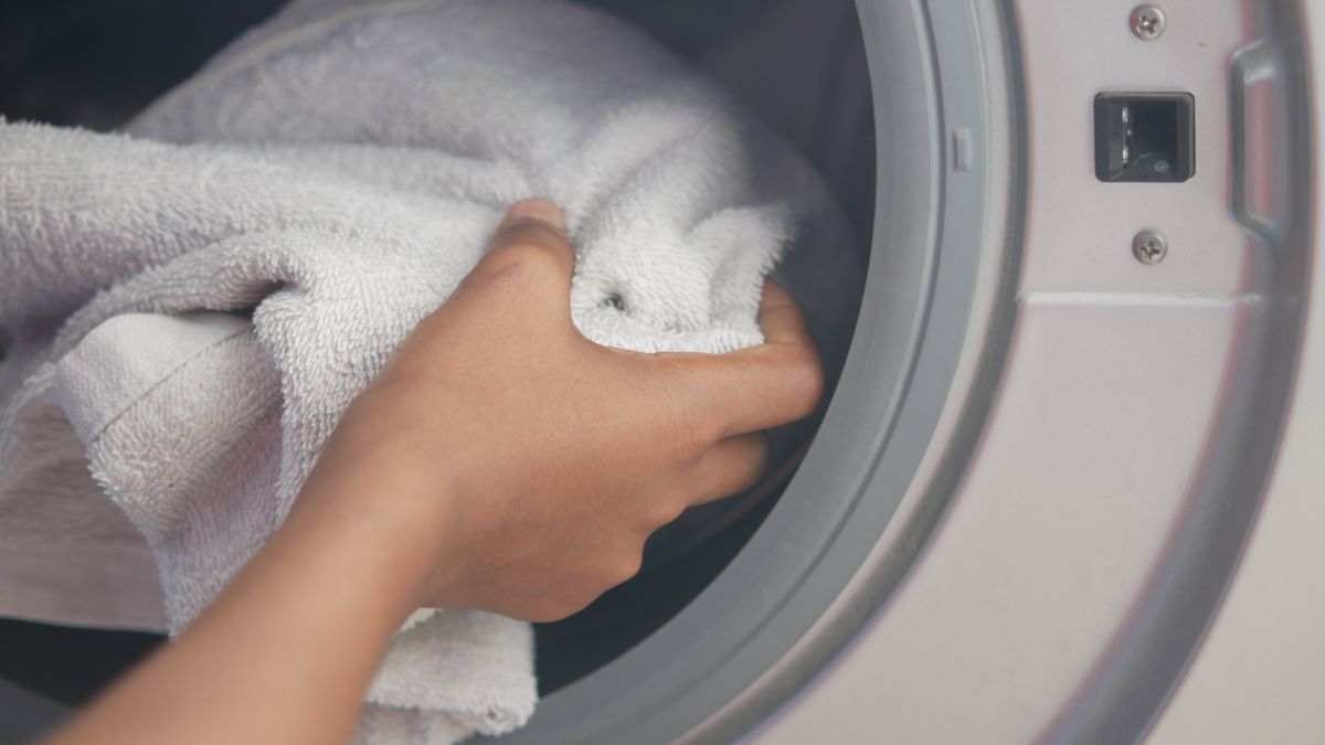 Jak prać ręczniki, żeby były miękkie i puszyste?