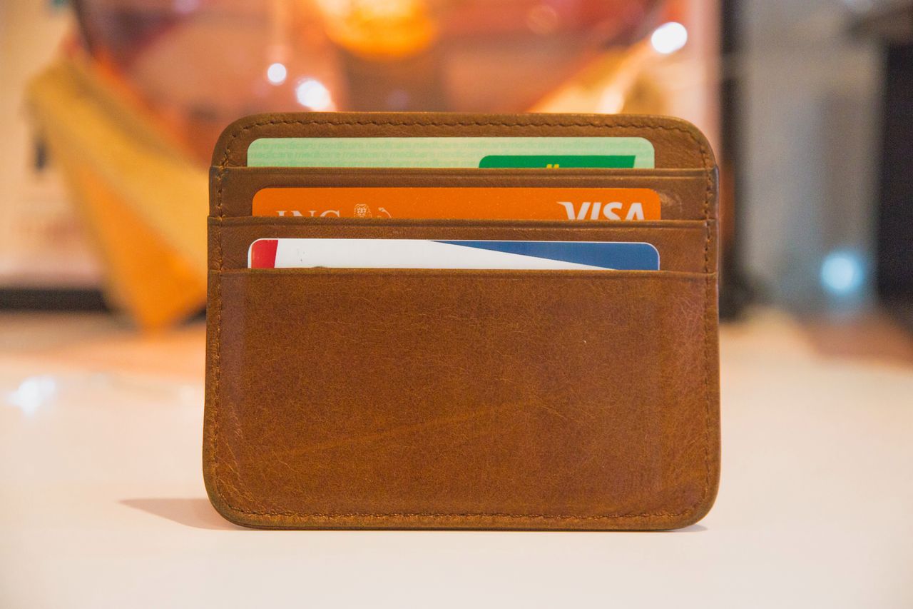 Błąd bezpieczeństwa pozwala płacić kartą Visa bez podania kodu PIN
