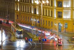 Wrocław. Tramwaj potrącił rowerzystę. Utrudnienia w centrum