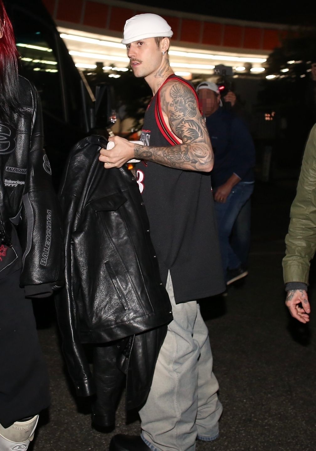 Justin Bieber wybrał się do knajpy z przyjaciółmi