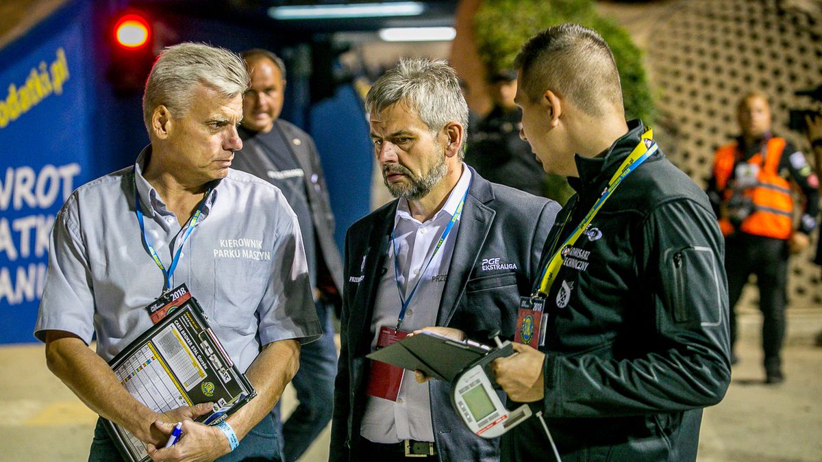 Zdjęcie okładkowe artykułu: WP SportoweFakty / Tomasz Jocz / Marek Wojaczek (w środku) przewodniczący jury na finale PGE Ekstraligi.