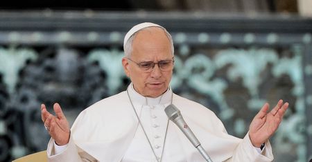 Włoskie media po oświadczeniu papieża. Kiedy podda się operacji?