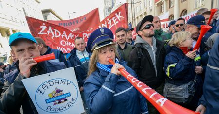 Poczta Polska pod ścianą. Szykują strajk, na kilka dni przed wyborami
