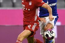 Bundesliga. Bayern - Schalke. "Lewandowski kuśtykał do domu". Polak z urazem nogi