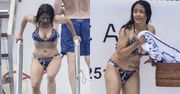 56-letnia Salma Hayek "przyłapana", jak pluska się w wodach Meksyku (ZDJĘCIA)