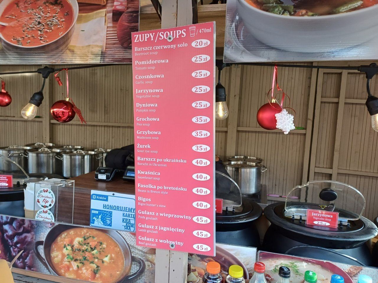 Dwa świąteczne jarmarki 2025 w centrum Krakowa, I oba pełne atrakcji