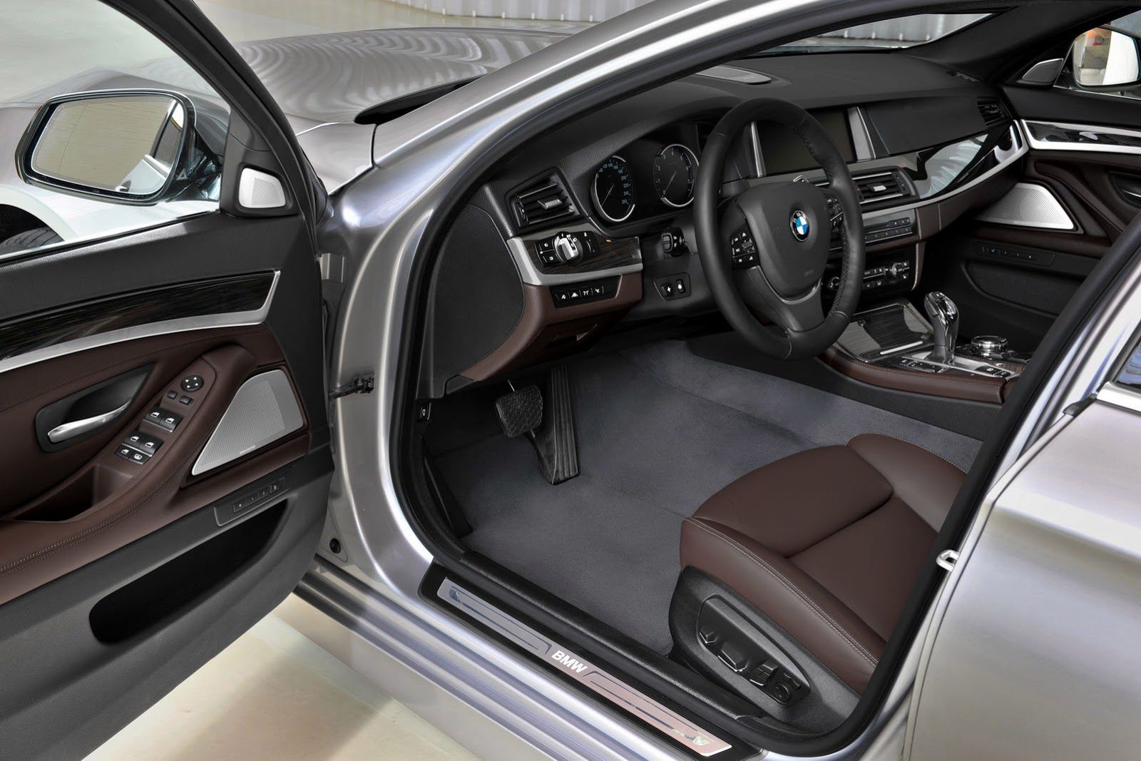 2014 BMW Serii 5 Sedan, Touring, Gran Turismo [galeria] 40