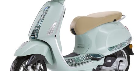 Vespa Primavera Batik łączy zachód ze wschodem