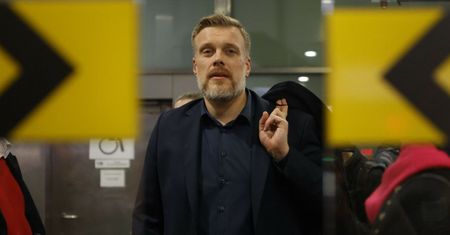 PO okłada się z PiS. Zandberg: Na każdego tyranozaura spada kiedyś kometa