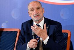 Macierewicz pojawił się w szkole i mówił o katastrofie smoleńskiej. Jest ruch kuratorium