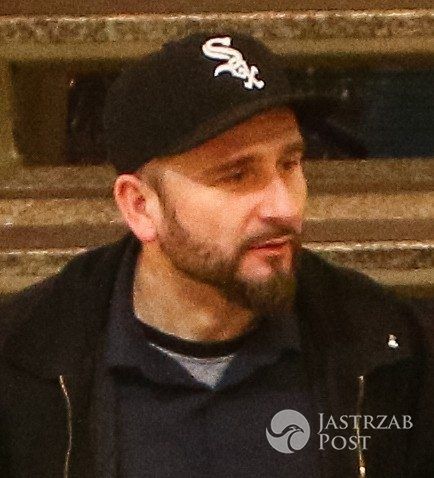 Poseł Piotr Liroy Marzec na zakupach w centrum handlowym