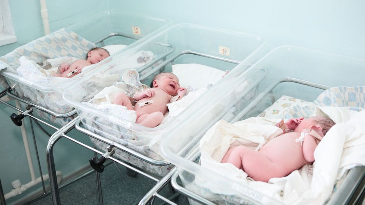 55-letnia kobieta urodziła zdrowe trojaczki