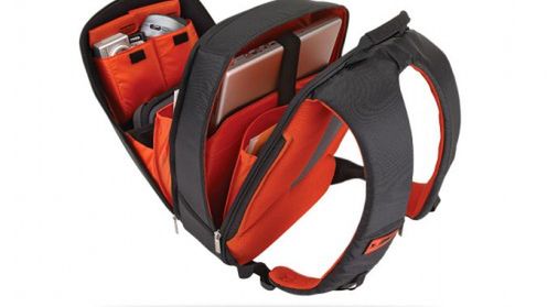 Mocny plecak na laptopa – Logitech Kinetik 1