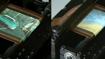 Ekran OLED owinięty wokół ołówka 1