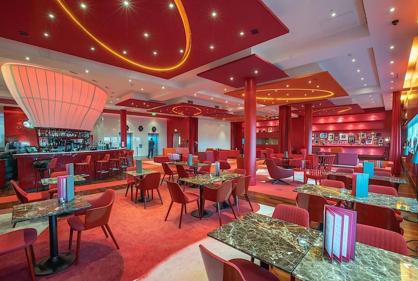 Wnętrze hotelu, w którym zatrzymała się Steczkowska w Szwajcarii