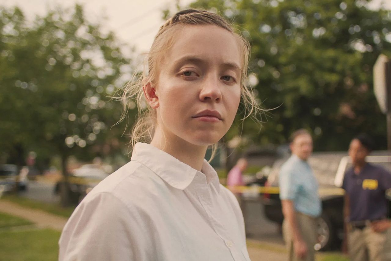 Sydney Sweeney jako tytułowa Reality w filmie Tiny Satter. Produkcja wkrótce trafi na HBO Max