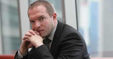 Dyrektor Hays: Co w Indiach zajmuje 4 dni, Polak zrobi w 10 minut