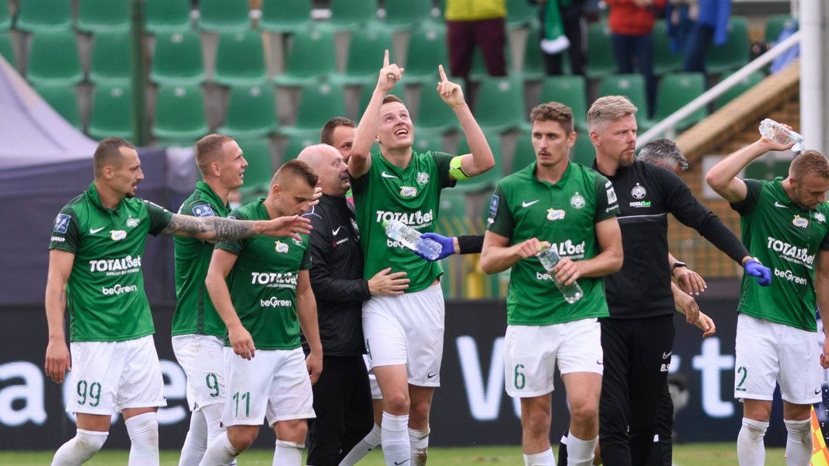PAP / Jakub Kaczmarczyk / Na zdjęciu: Piłkarze Warty Poznań