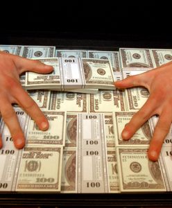 Mazowsze. "Amerykańska żołnierka" obiecywała miłość i milion dolarów. Wyłudziła prawie 14 tys. zł