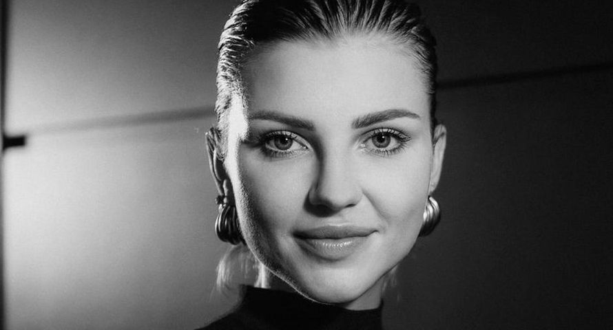 Katarzyna Chocyk poza LifeTube