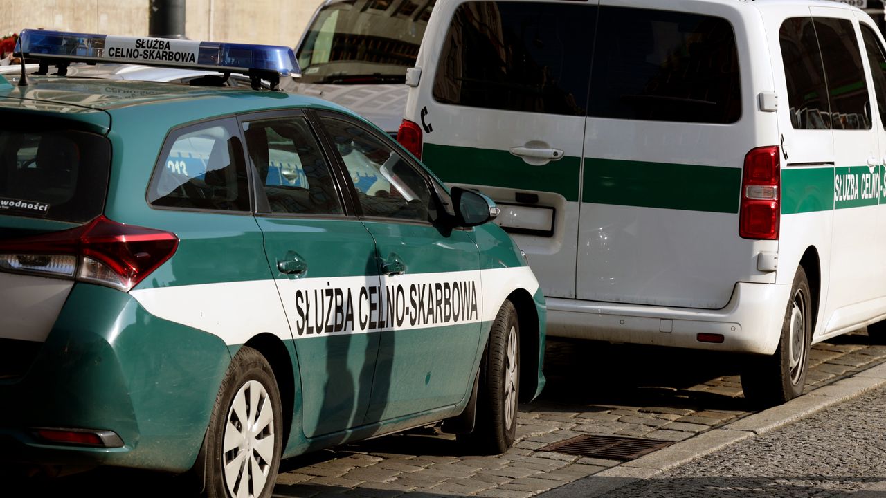 Budzisko: KAS przechwyciła transport podrobionego płynu do prania za ćwierć miliona