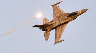 "Zdarza się to nawet najlepszym". Pilot Thunderbirds o wypadku "Slaba"