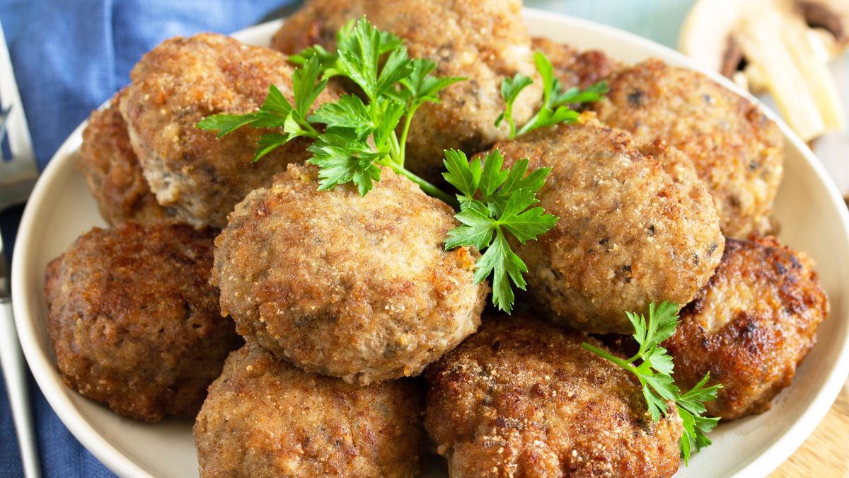 Kotlety mielone z nietypowym dodatkiem