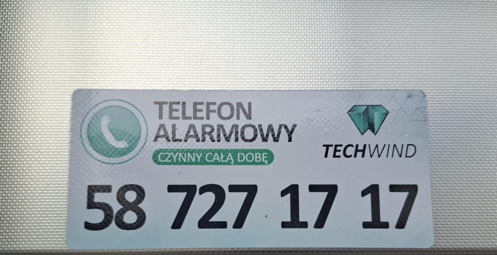 Numer awaryjny, pod który należy zgłaszać usterki