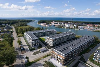 Nietypowy problem Dziwnowa. Mieszkań więcej niż ludzi. "Ceny szybują w kosmos"