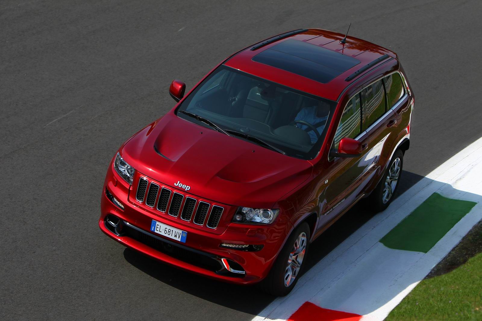 Jeep Grand Cherokee SRT