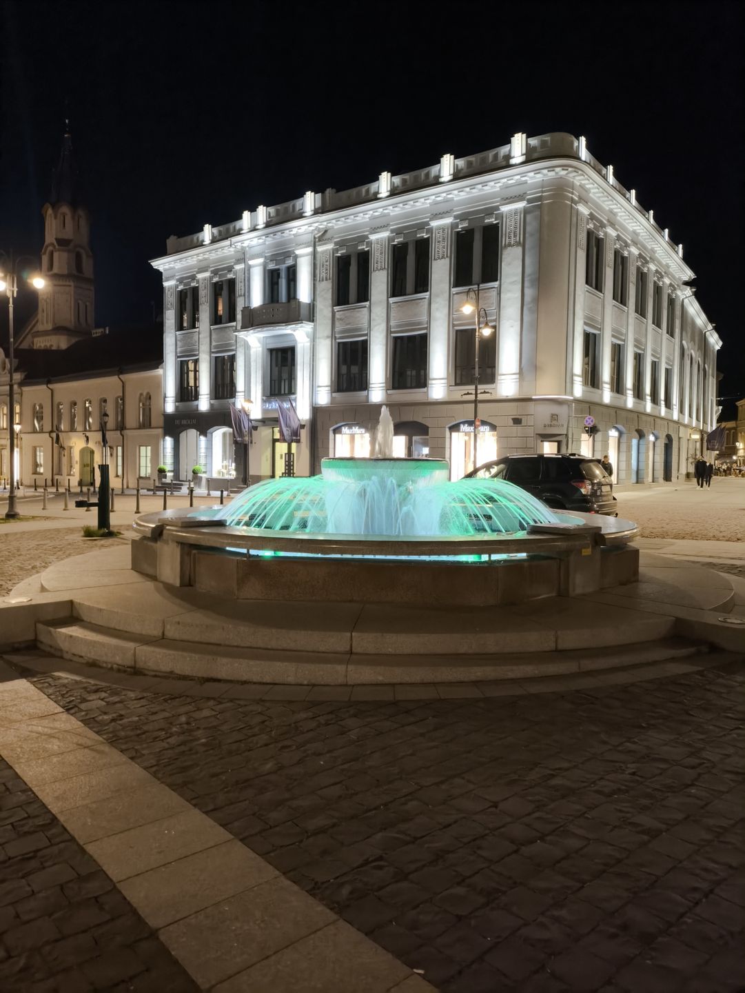 Wilno wygląda pięknie również nocą