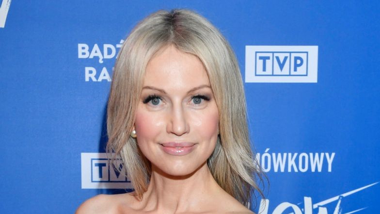 fot. AKPAJesienny ramówkowy show TVP, kobieta, oczy niebieskie, Magdalena Ogórek