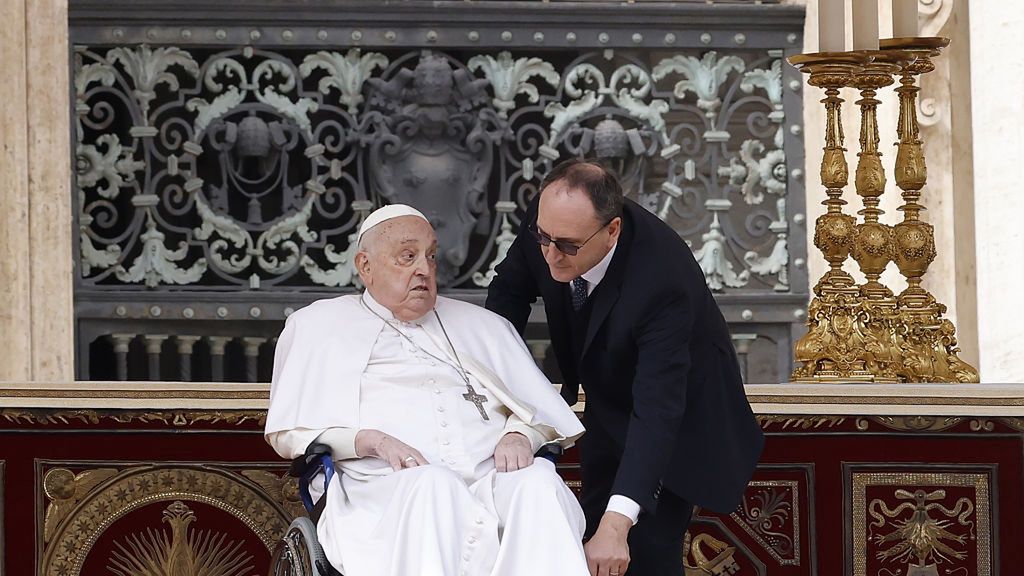 Palm Sunday Mass at the Vatican
VATICAN CITY, VATICAN - APRIL 13: Pope Francis, accompanied by his personal nurse Massimiliano Strappetti, arrives to greet the faithful at the end of the Palm Sunday Mass celebrated by Cardinal Leonardo Sandri (not seen) in St. Peter's Square at the Vatican, on April 13, 2025. (Photo by Riccardo De Luca/Anadolu via Getty Images)
Anadolu
mass, palm sunday mass, vatican city