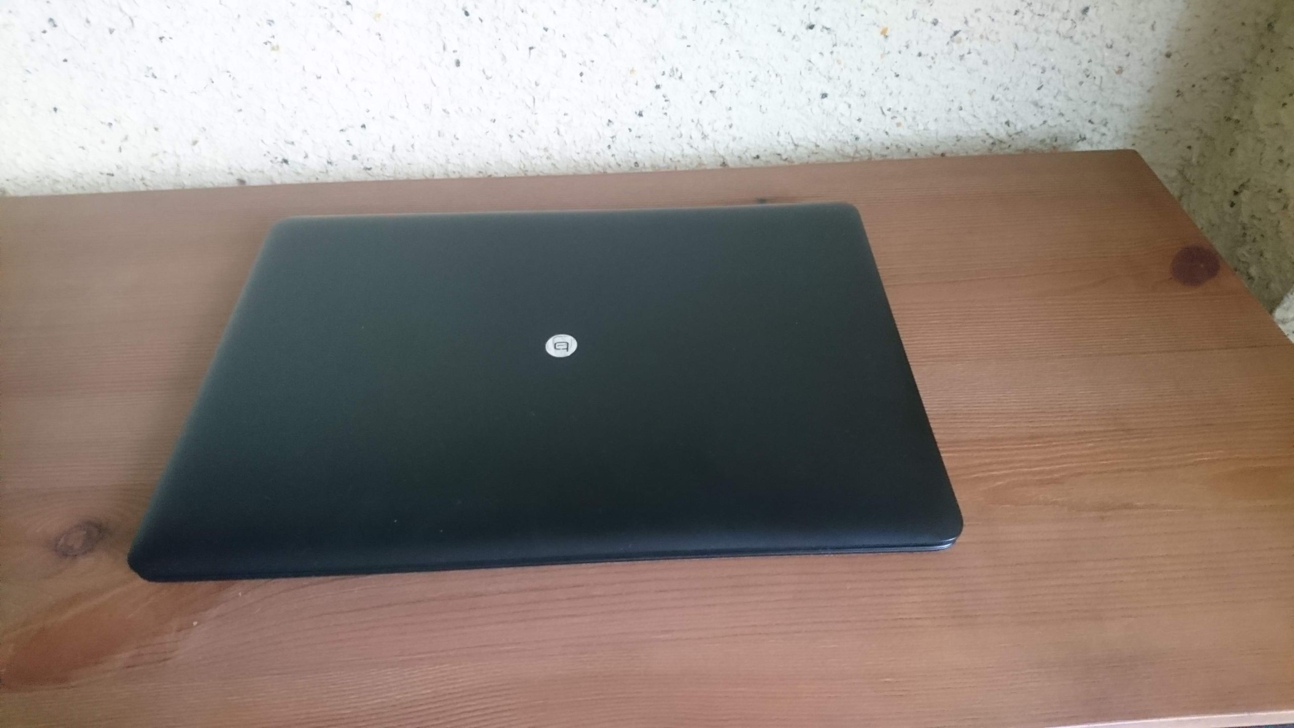 Nauczanie zdalne. Jeśli chcesz, żeby twoje dziecko dostawało same jedynki, kup mu laptop Techbite ZIN 2 3