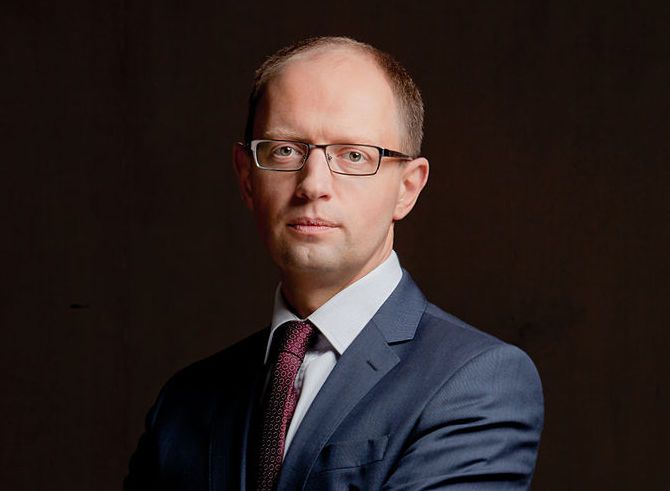 Ukraina wciąż bez gazu. Arsenij Jaceniuk zapowiada walkę o korzystną cenę energii z Rosji