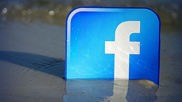 Kobiece piersi zakazane, a ścięcie głowy jest OK? Podwójne standardy Facebooka 1