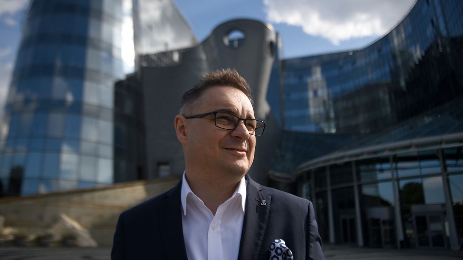 Były dyrektor TVP Historia oraz biura programowego TVP Piotr Gursztyn został zwolniony z Telewizji dyscyplinarnie
