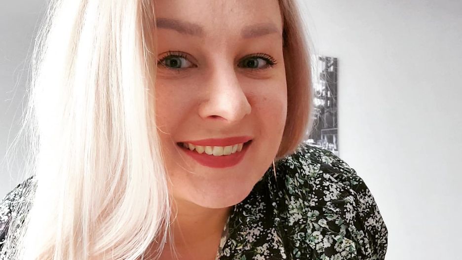 Paradoksalnie Julia znalazła miłość dzięki programowi. Po licznych publikacjach w internecie zainteresował się nią mężczyzna, który postanowił do niej napisać na Instagramie 