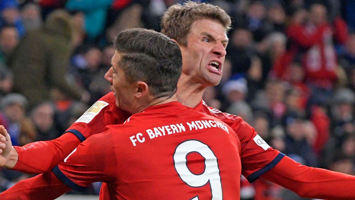 Zdjęcie okładkowe artykułu: Newspix / PIXATHLON / Na zdjęciu: Robert Lewandowski i Thomas Mueller