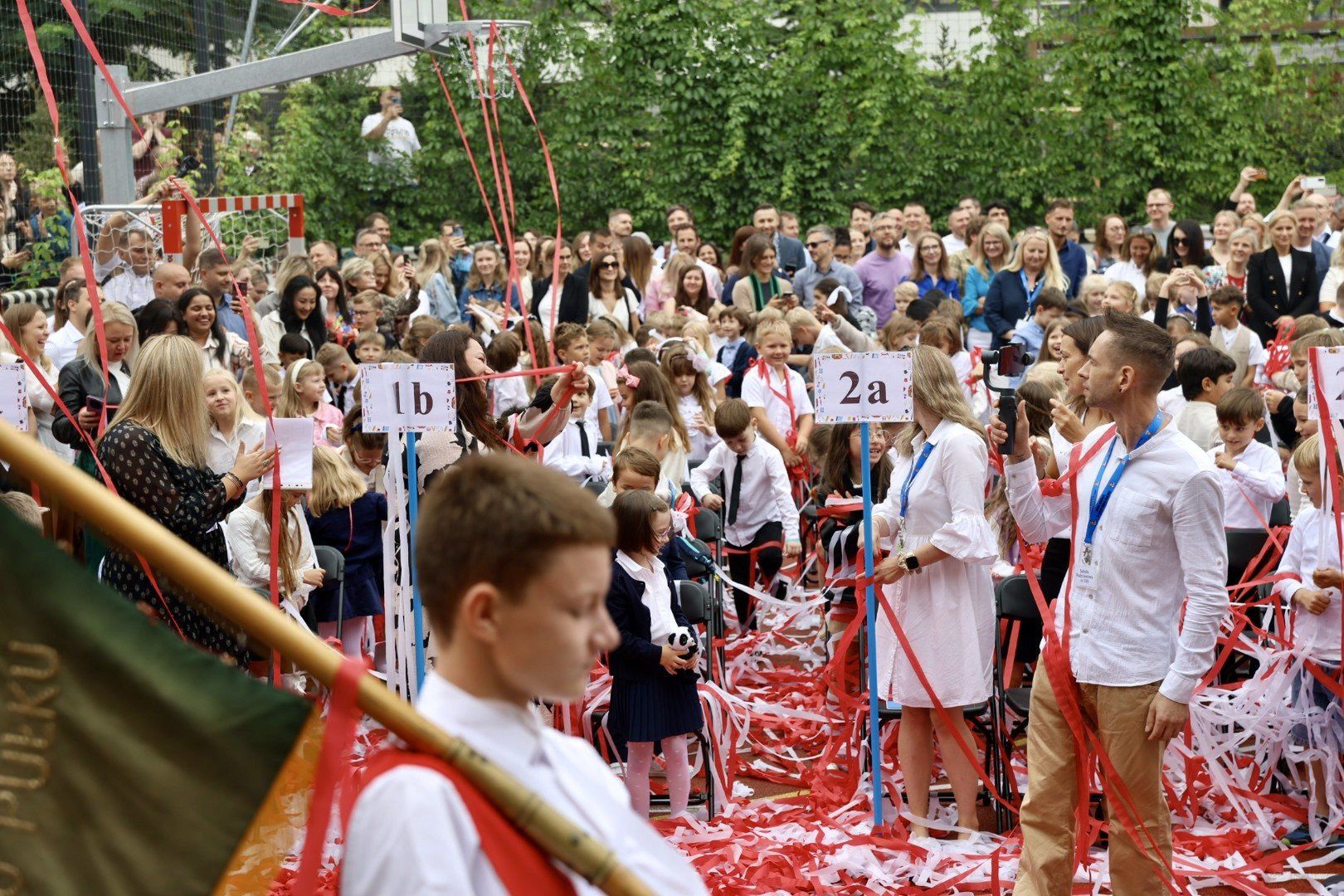 Rozpoczęcie roku szkolnego 2025/2025 w Szkole Podstawowej nr 119 w Warszawie.