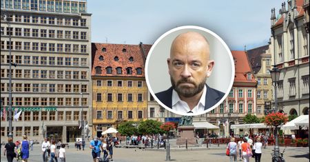 Ma dość. Sutryk pokazał zdjęcia przystanków, oferuje 50 tys. nagrody