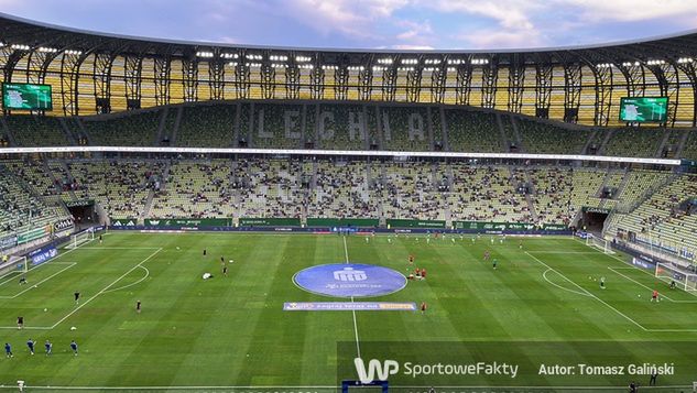 Na trybunach ma być dziś około 15 tys. kibiców.