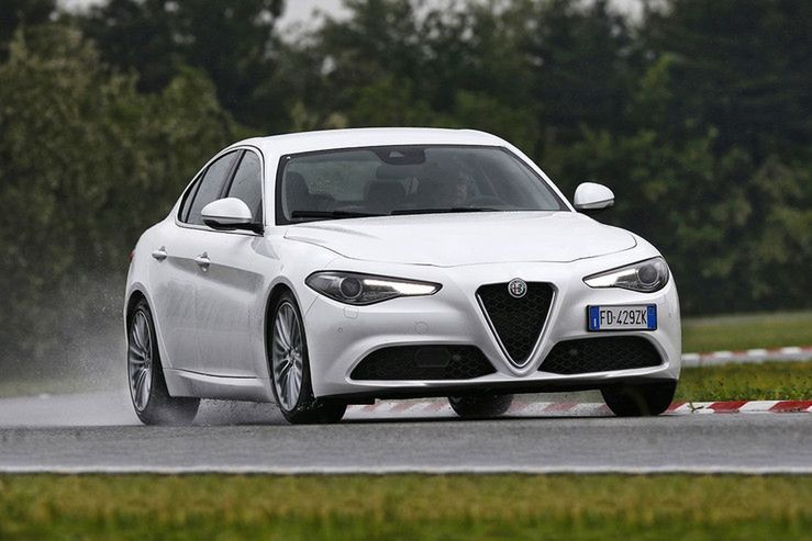 Alfa Romeo Giulia 2.2 JTDM 2016 - test wideo