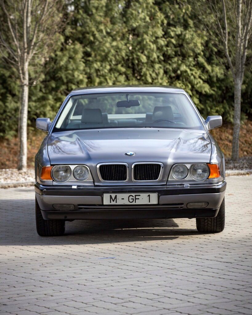 BMW V16 Goldfisch